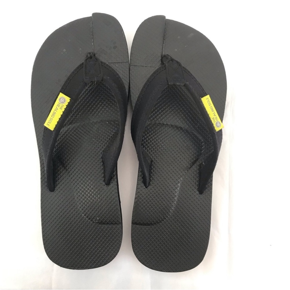 The Healing Sole Black Sandals NWOT